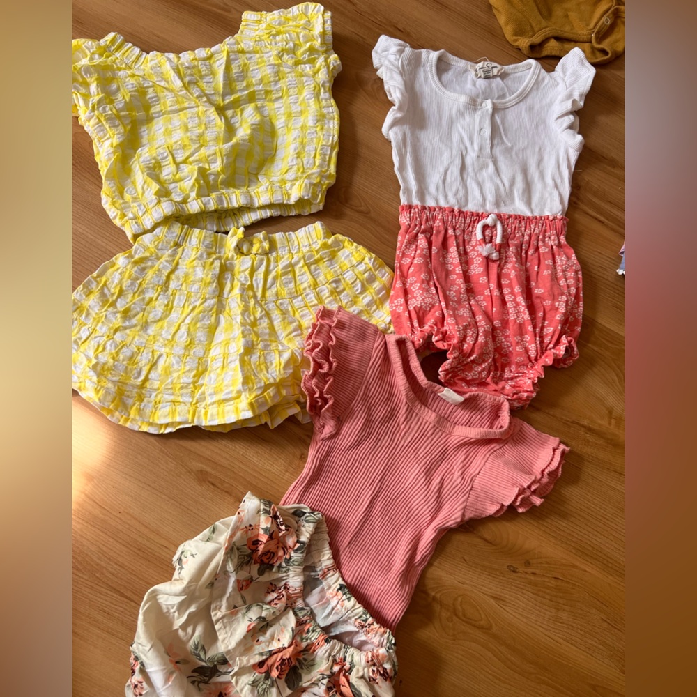 Girls outfit bundle, 6 outfits!